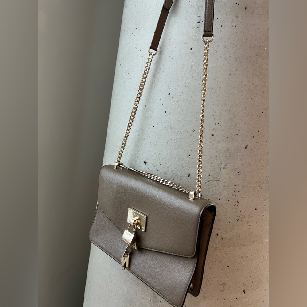 Women's purse